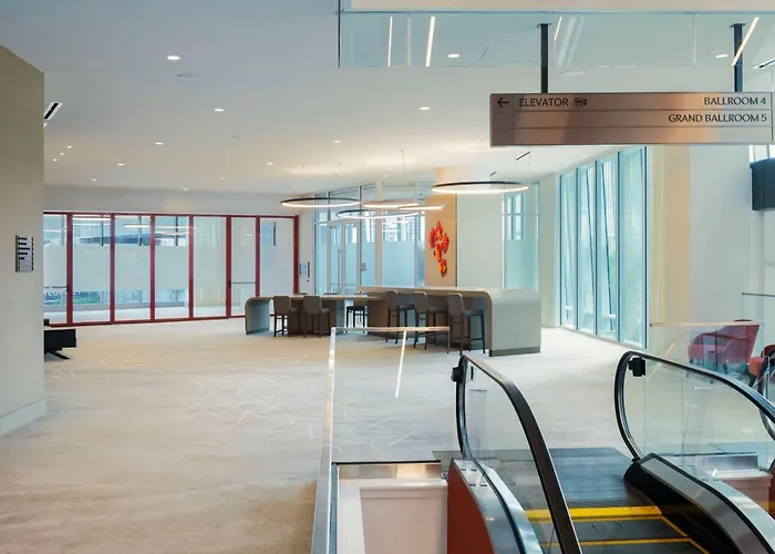 Hilton Downtown 4*