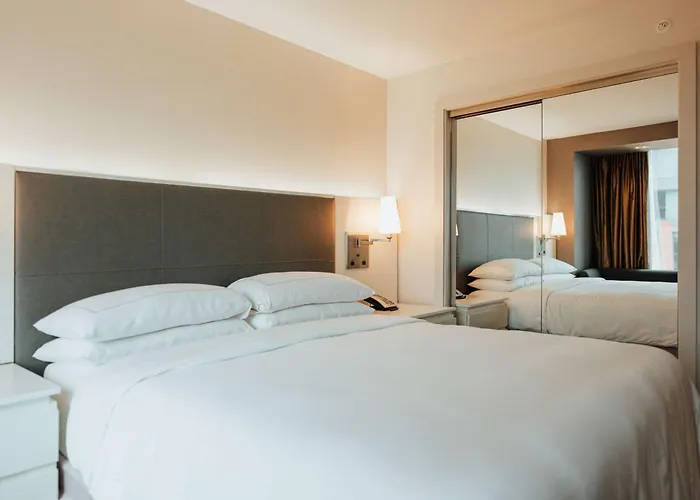Hilton Downtown 4* Columbus