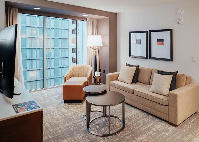 Hilton Downtown 4* Columbus